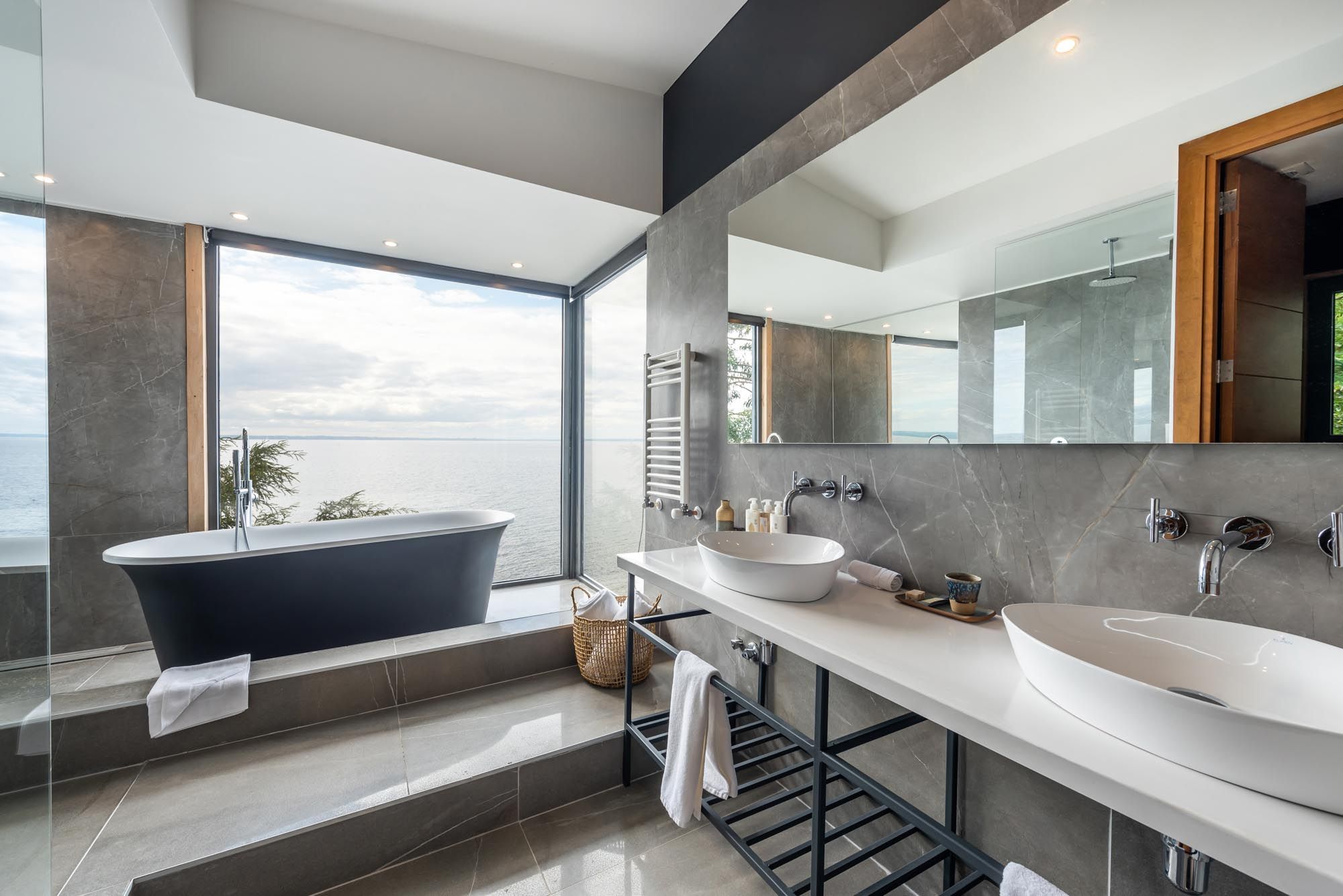 Casa Awa Villa Suite Bathroom