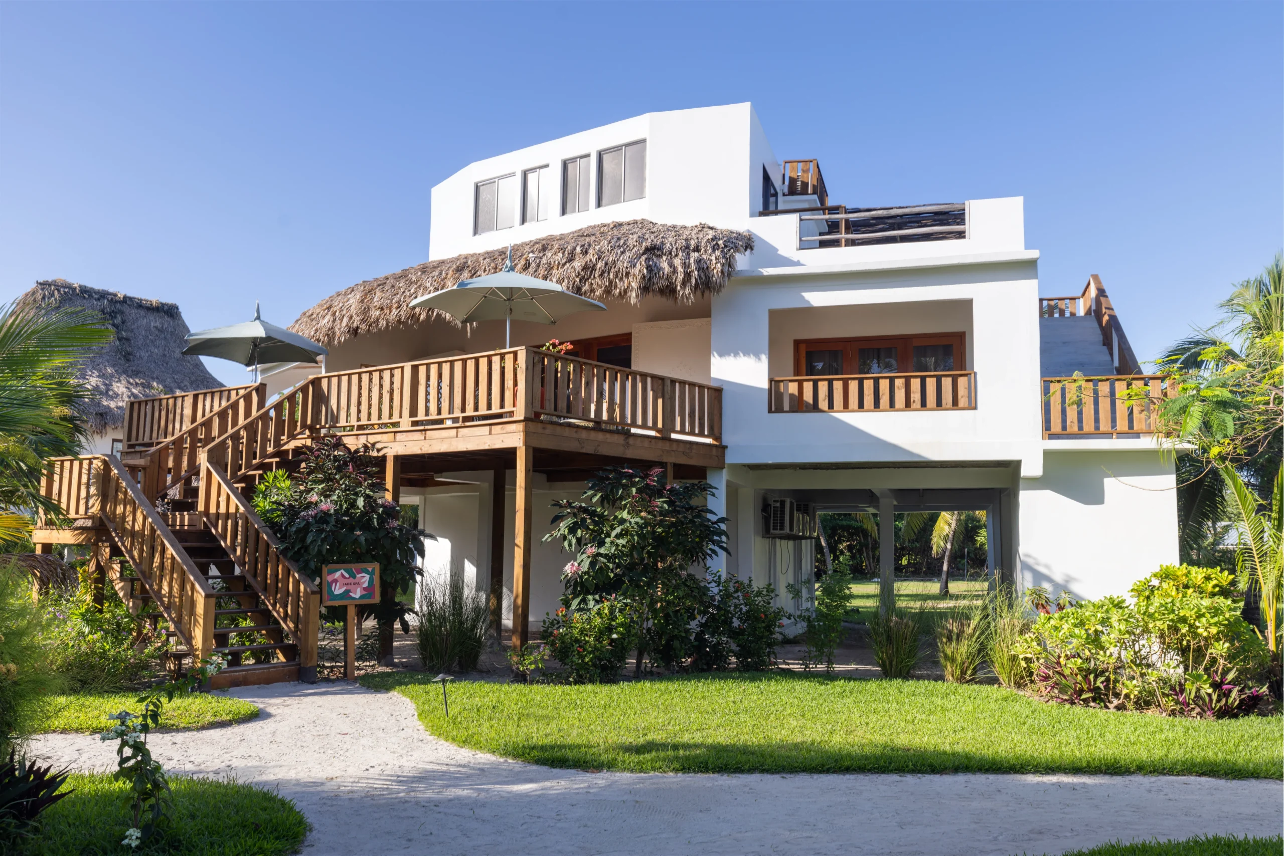 Jade Spa - Exterior