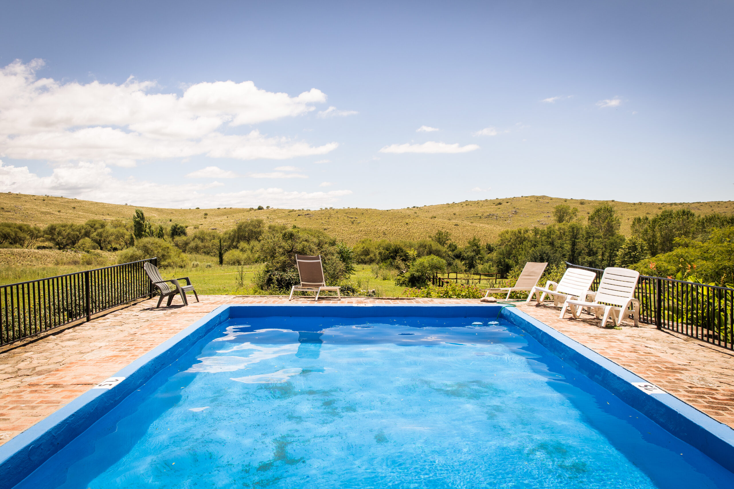 Los Potreros Pool