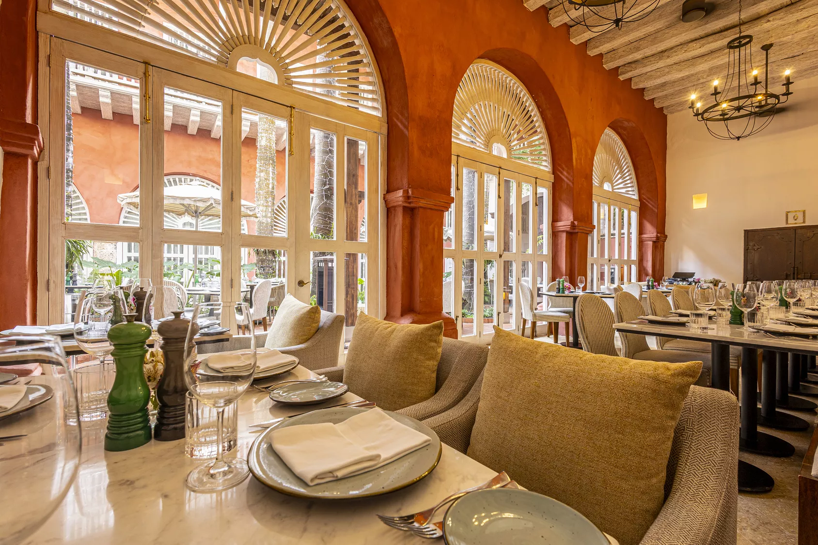 AniMare Restaurant
