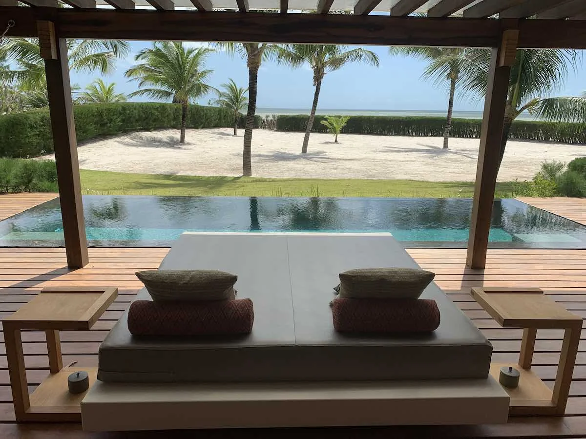 Pool Suite View