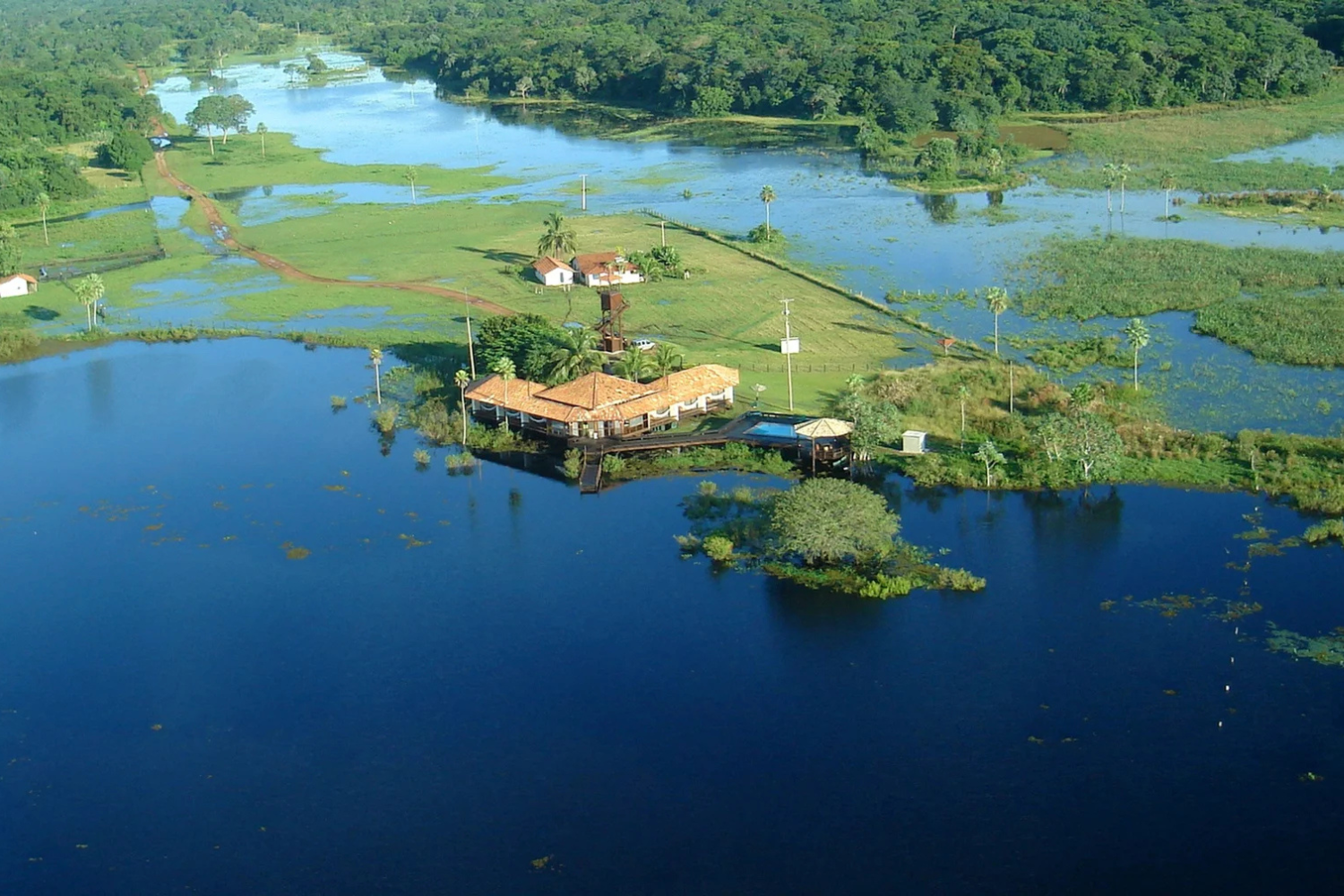 Caiman-Lodge