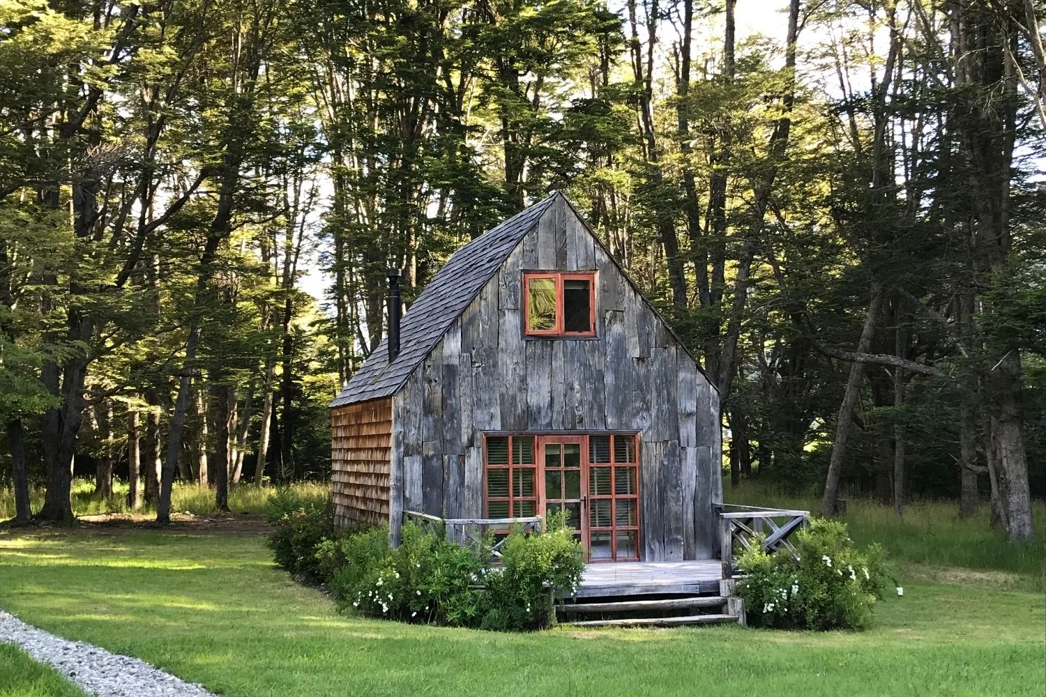 Zeta Cabin Exterior