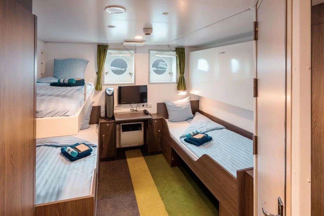 Triple Porthole Cabin
