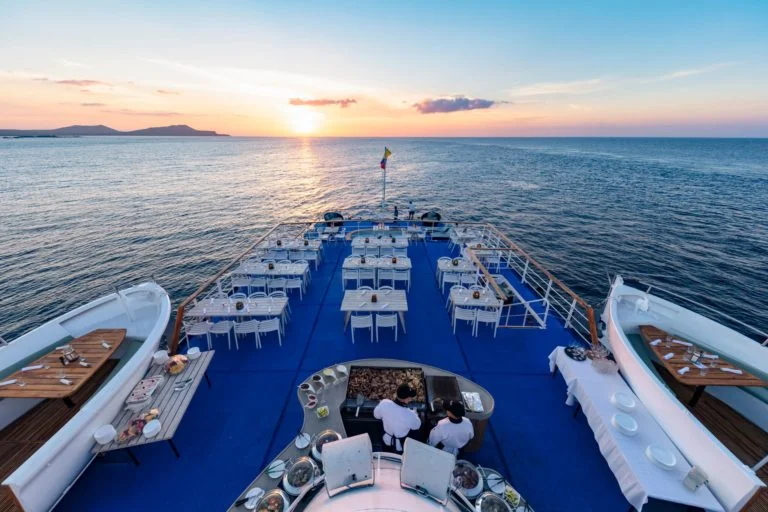 Dining deck