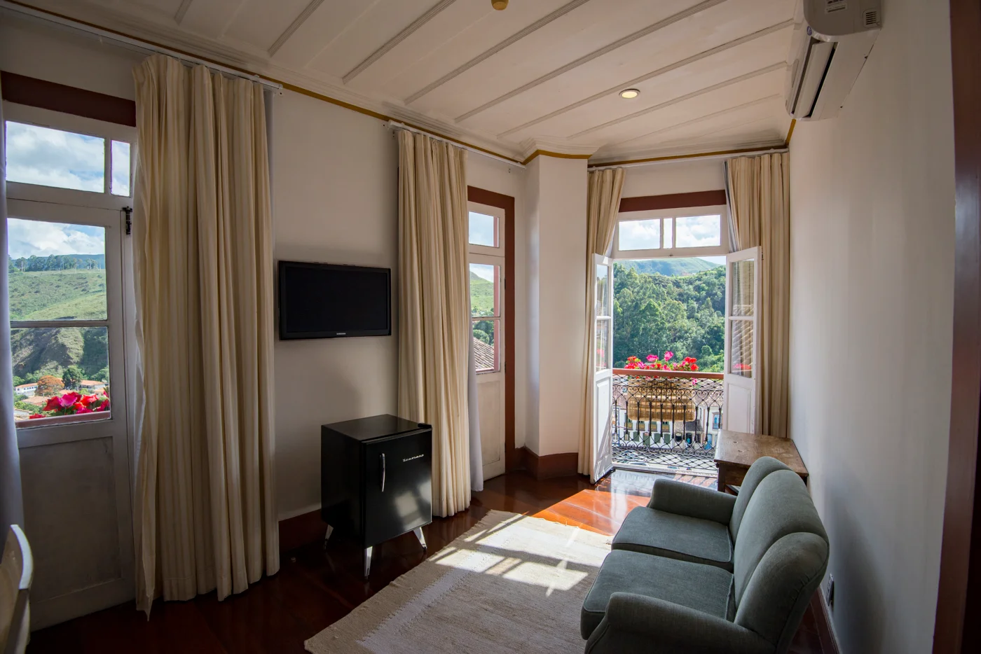 Rosario Suites
