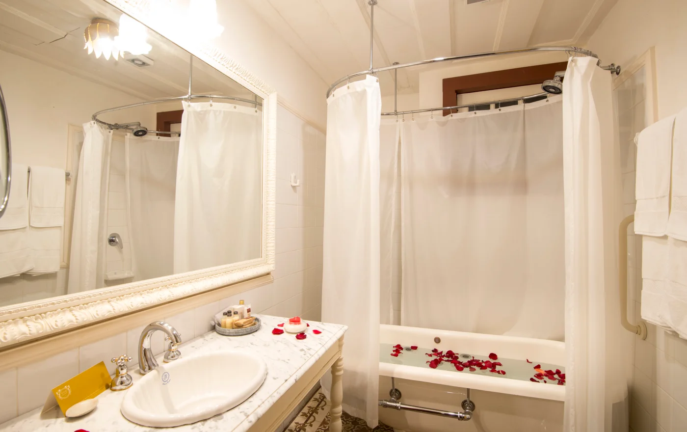 Rosario Suites