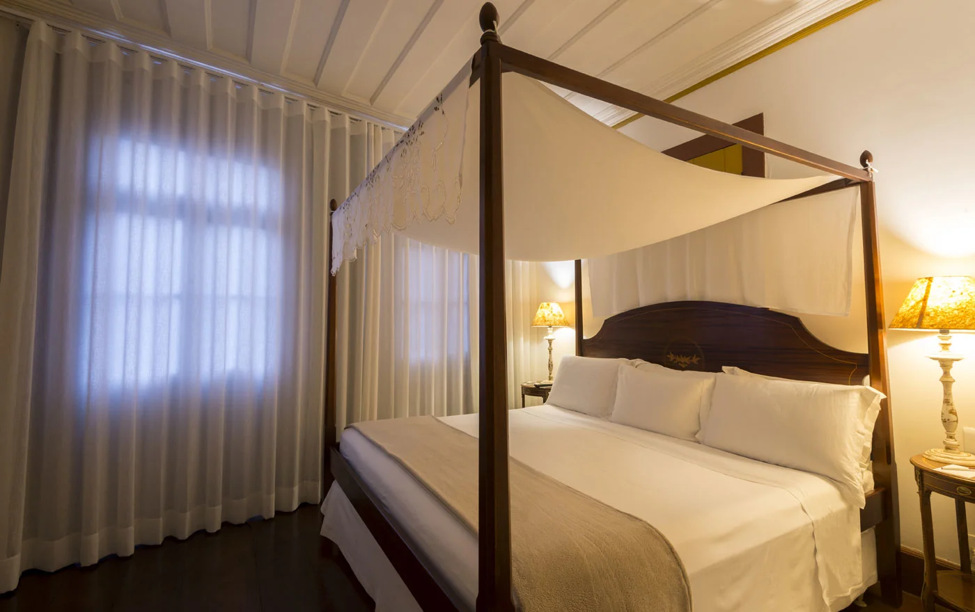Rosario Suites