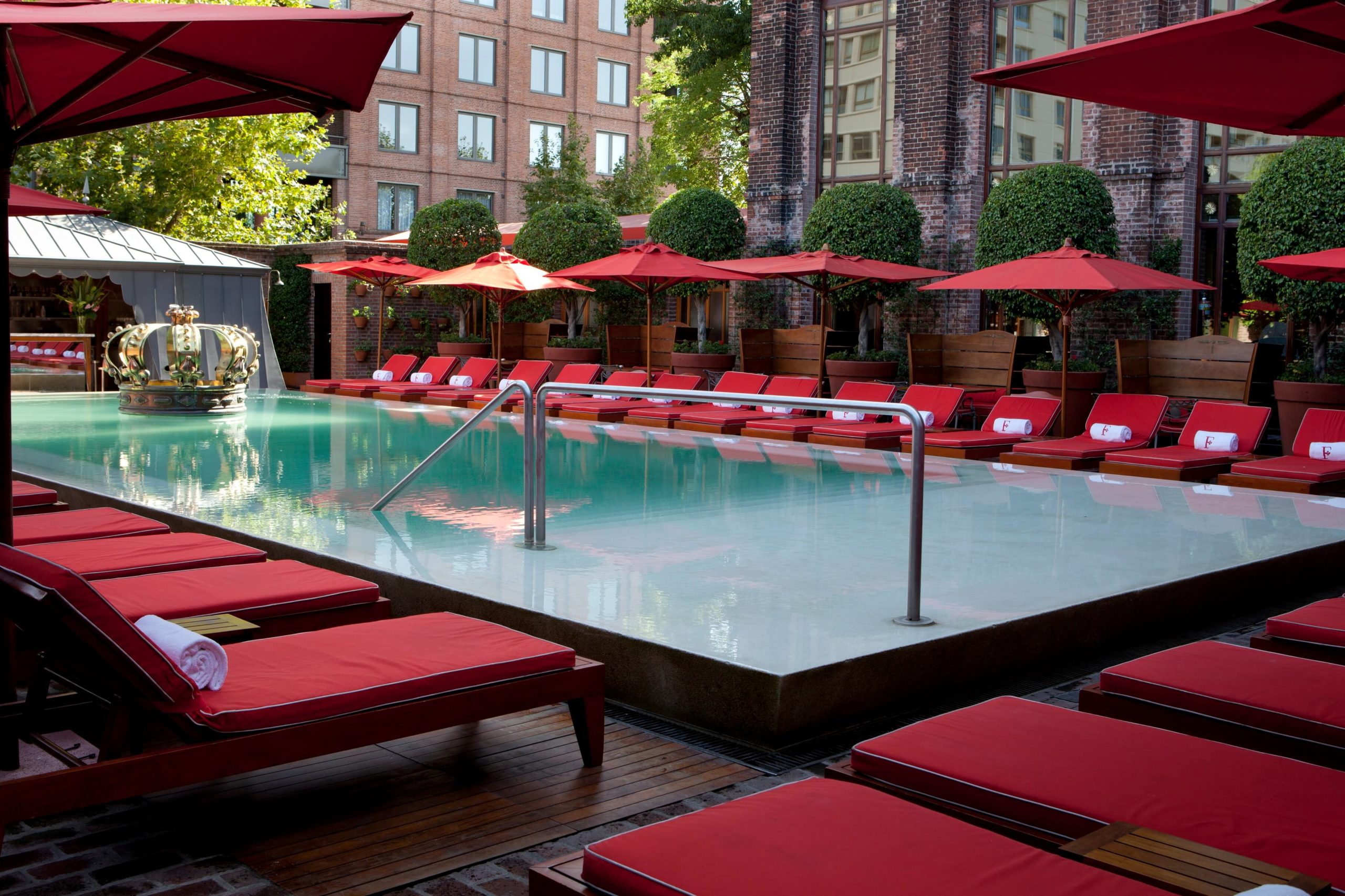 Faena - Pool Bar