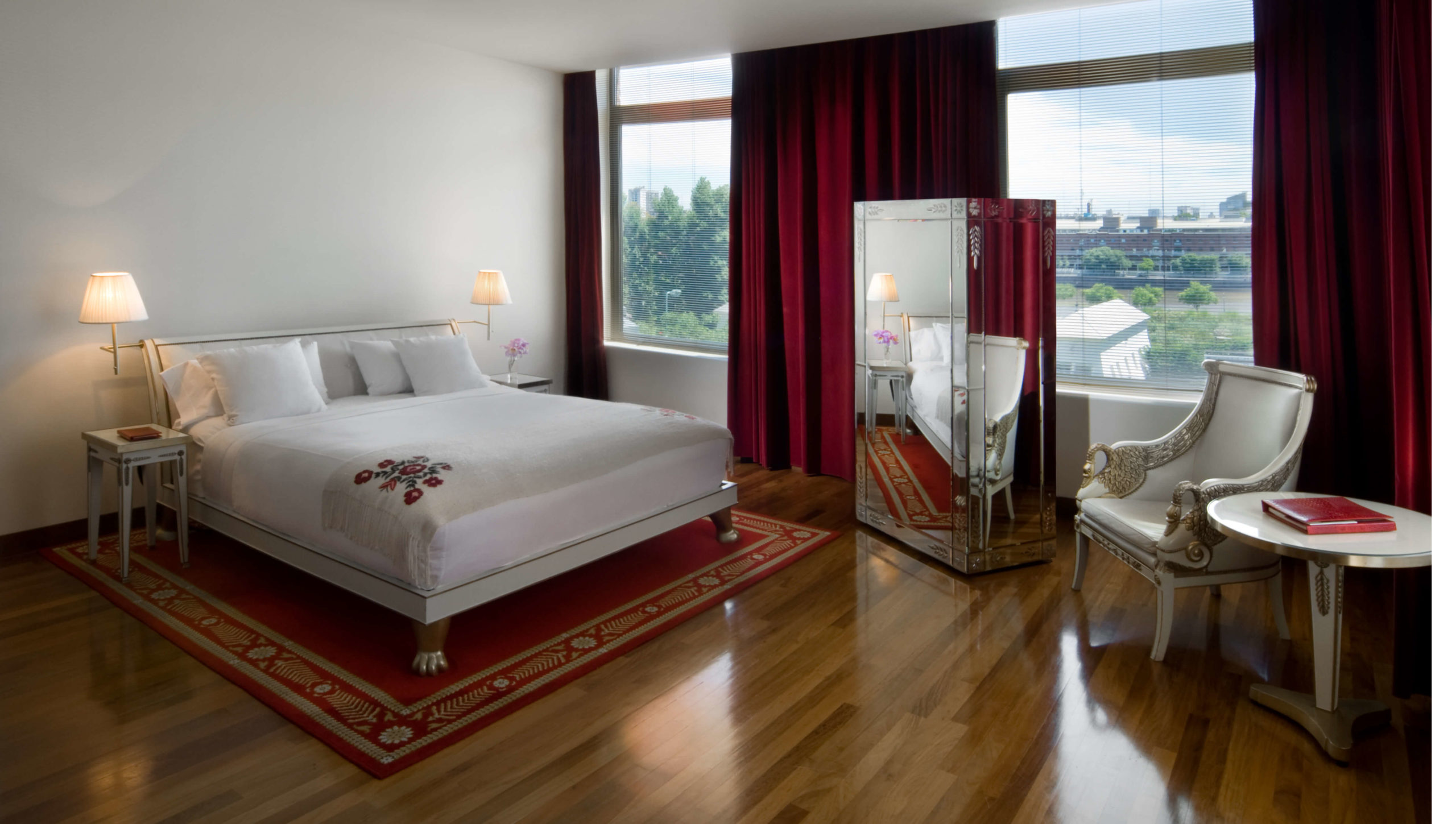 Faena Corner Studio