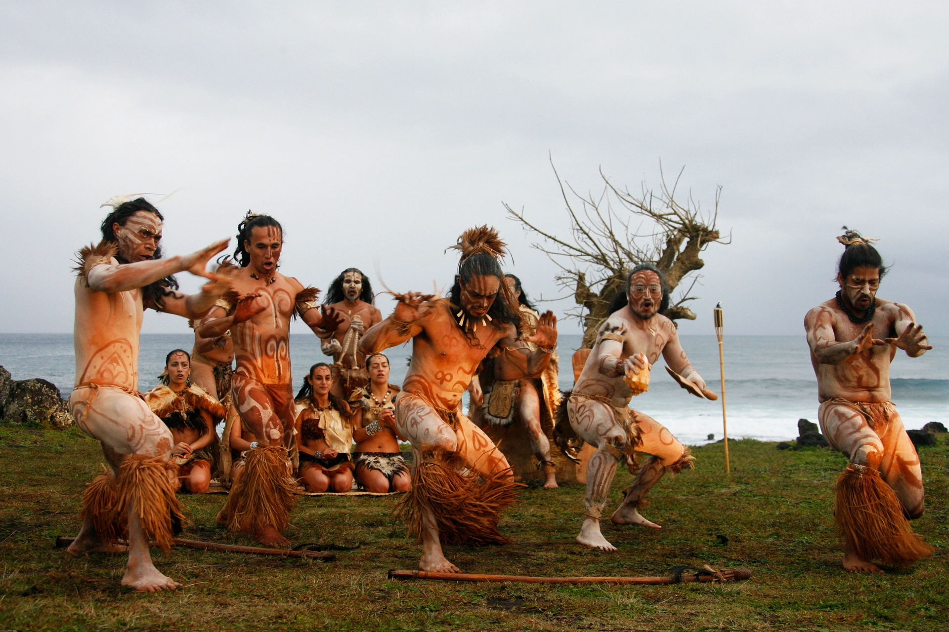 Nayara Hangaroa Traditional dance performances