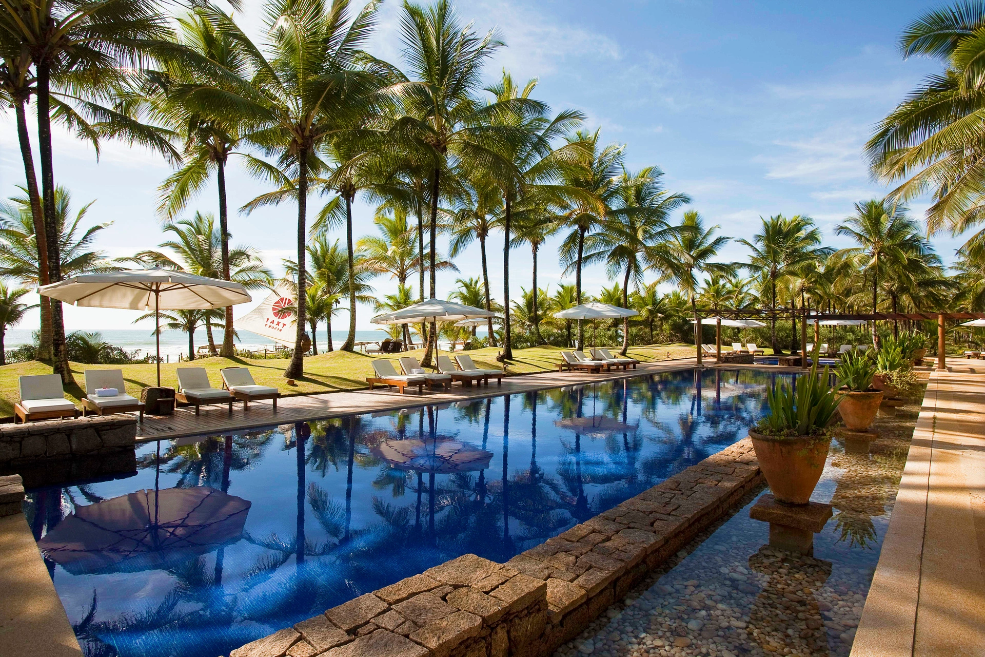 Txai Itacare swimming pool