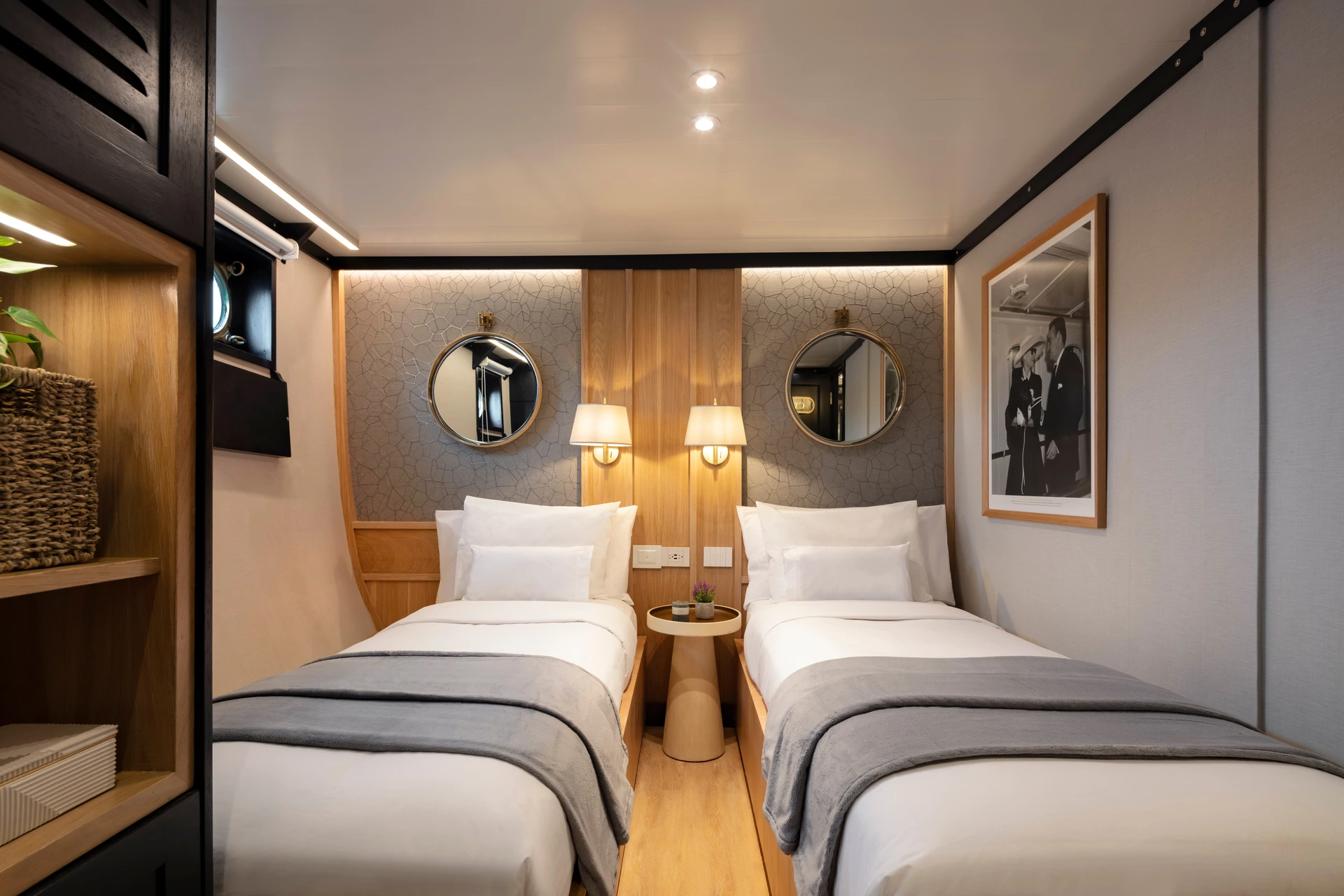 Grace Yacht Premium stateroom - Twin beds