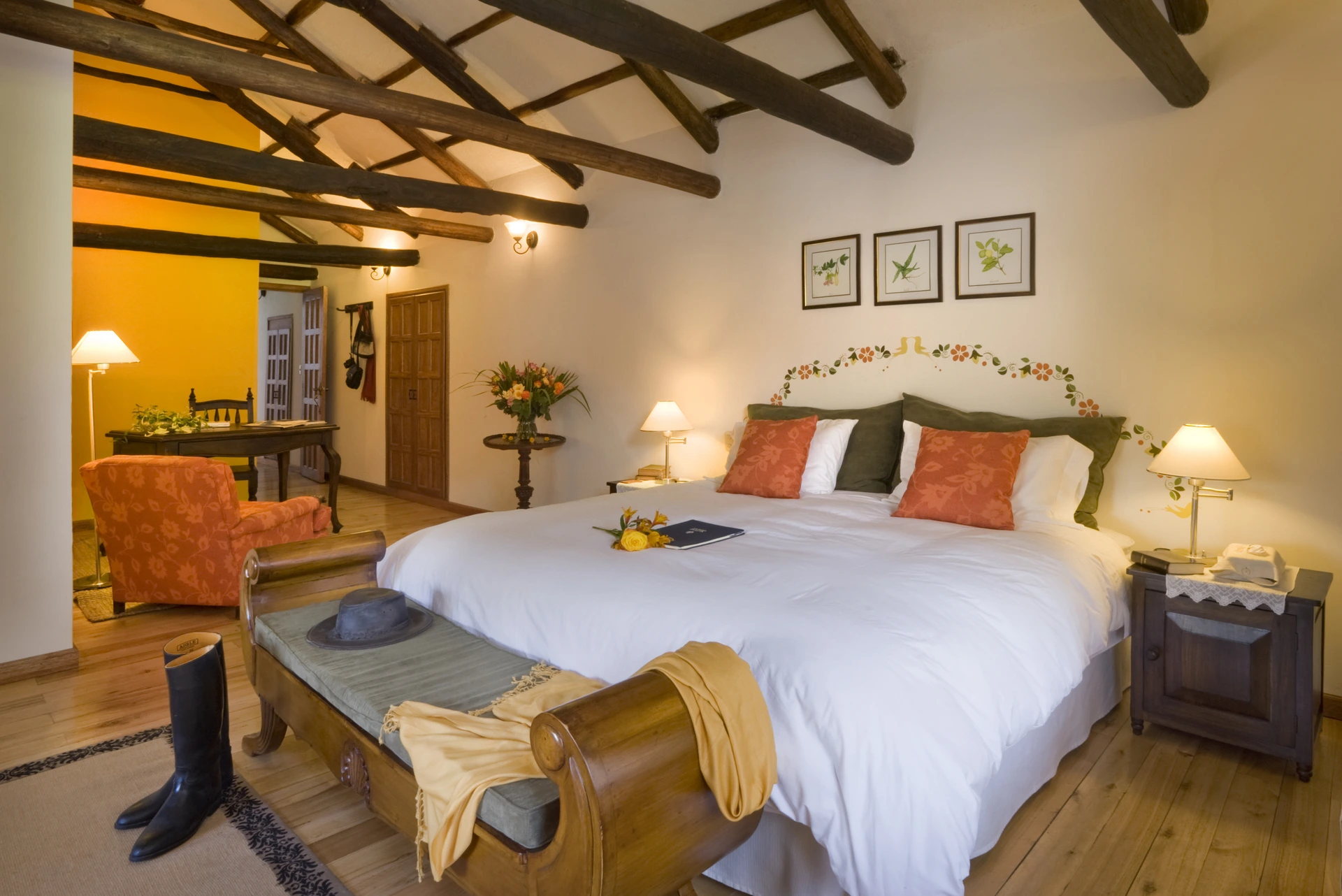 Hacienda Zuleta Junior Suite