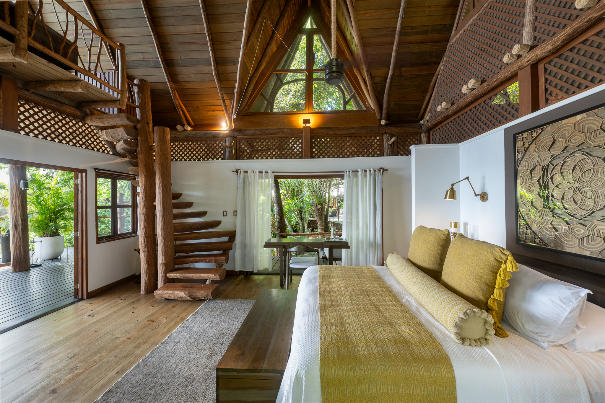 Lake Master Suite