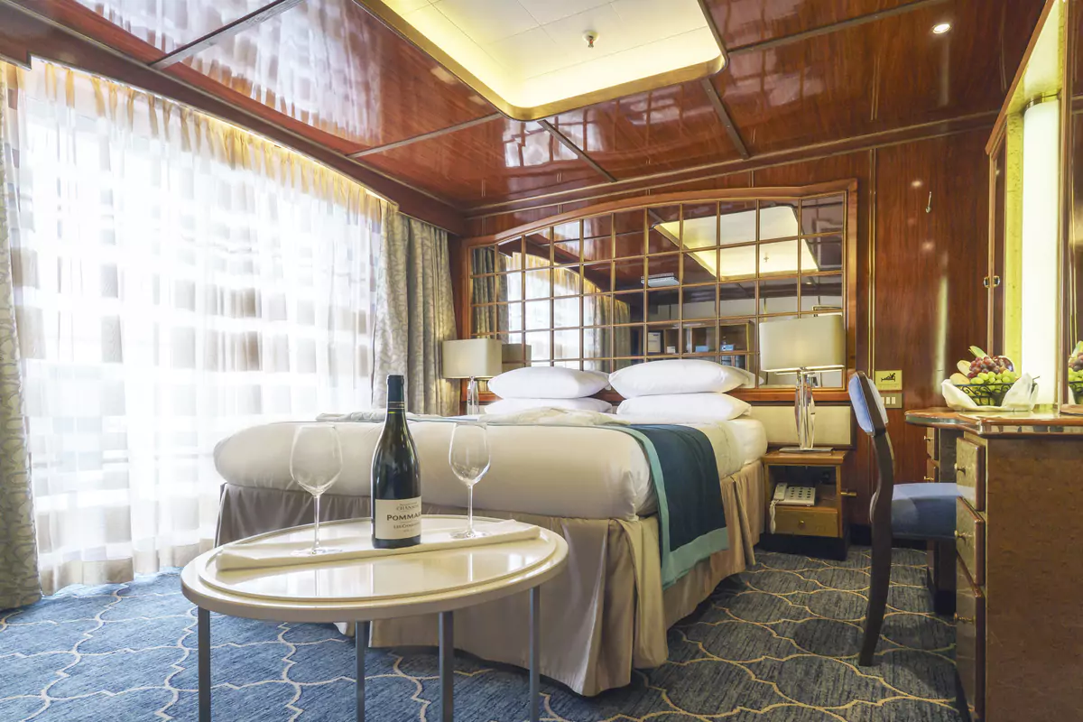 Deluxe Suite