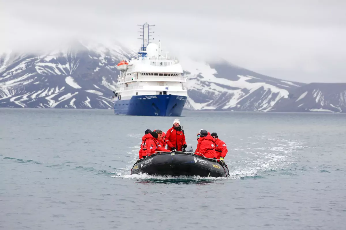 Seaspirit Antarctica Landed Travel Landing
