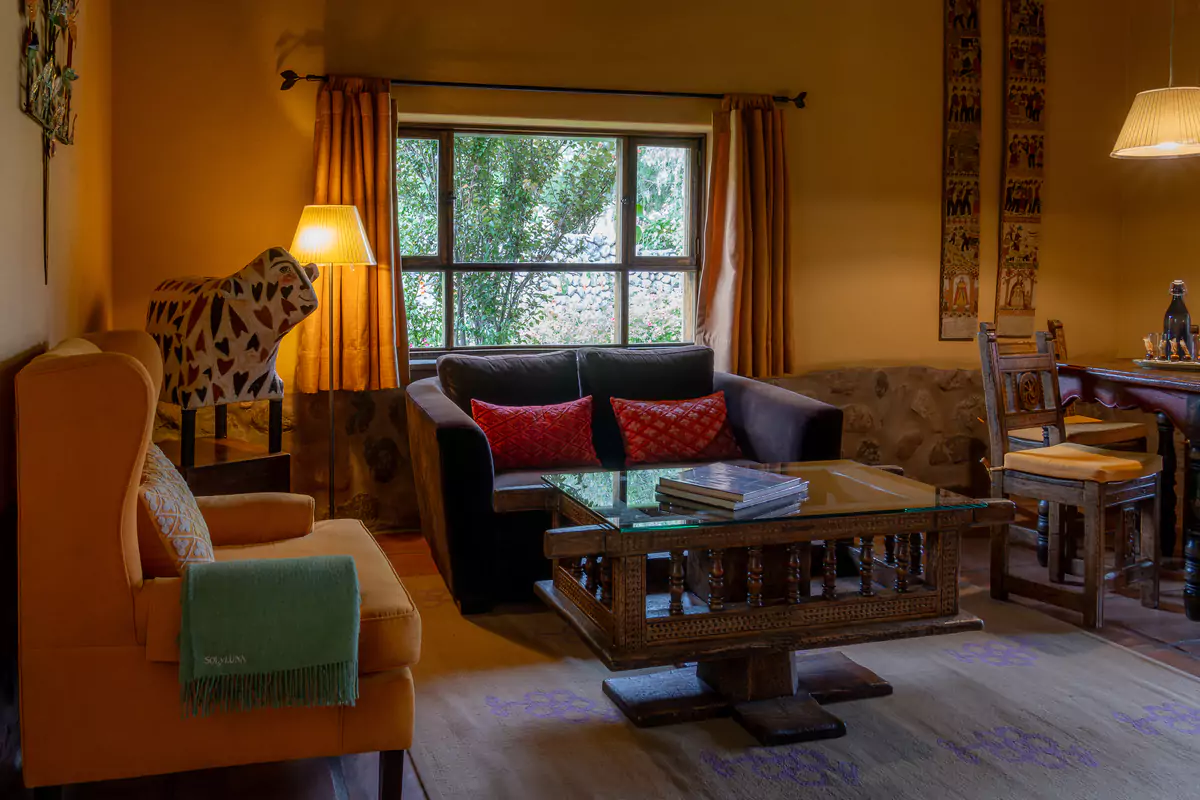 Premium Living Room - Sol y Luna
