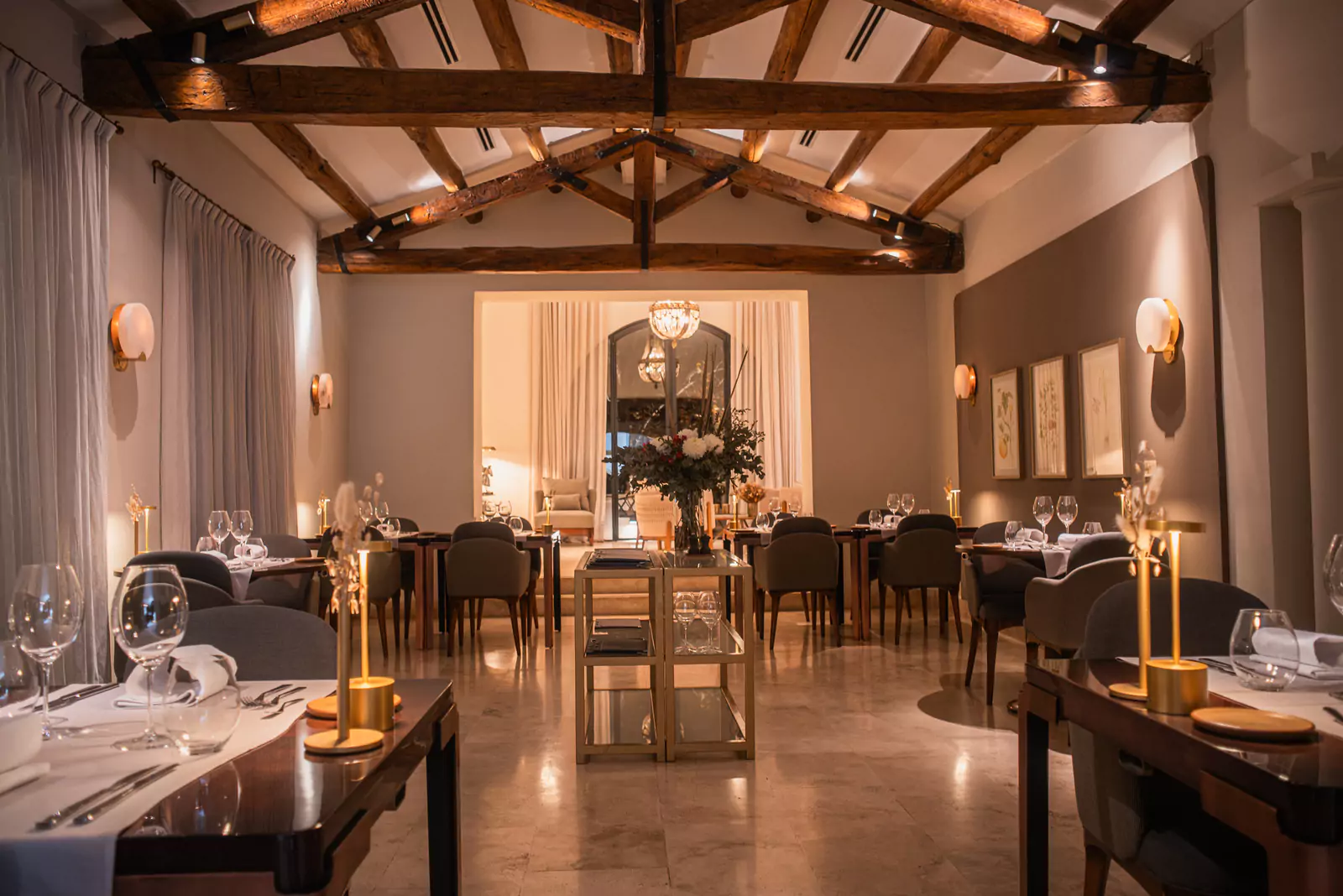 Winemaker’s House La VidA Restaurant - Salon