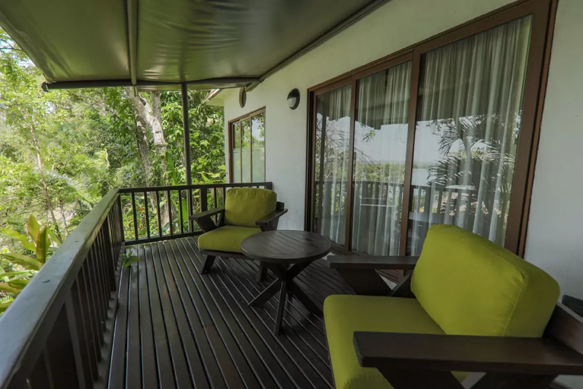 Bolontiku Lake Breeze Suite Balcony