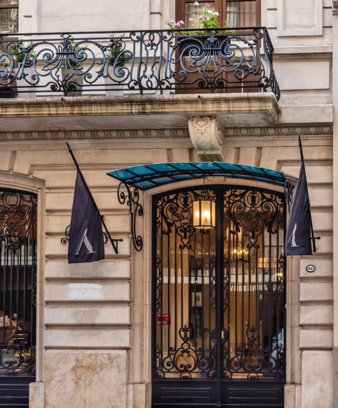 Algodon Mansion Entrance