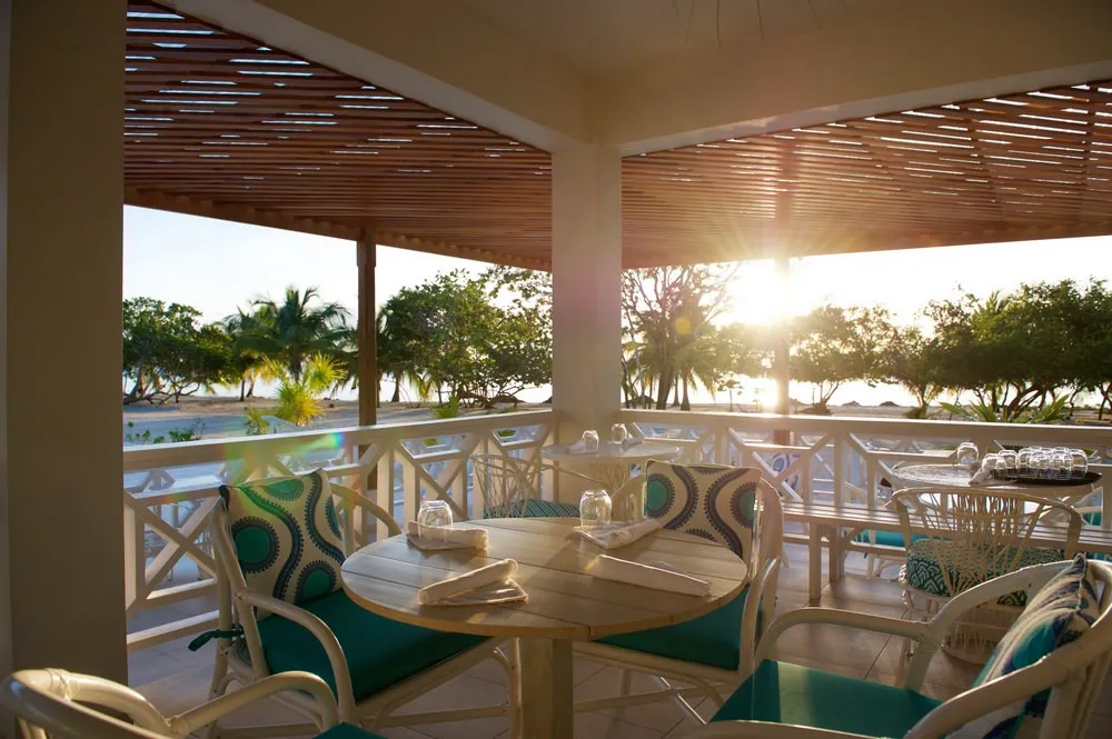 Beach Bar & Grill