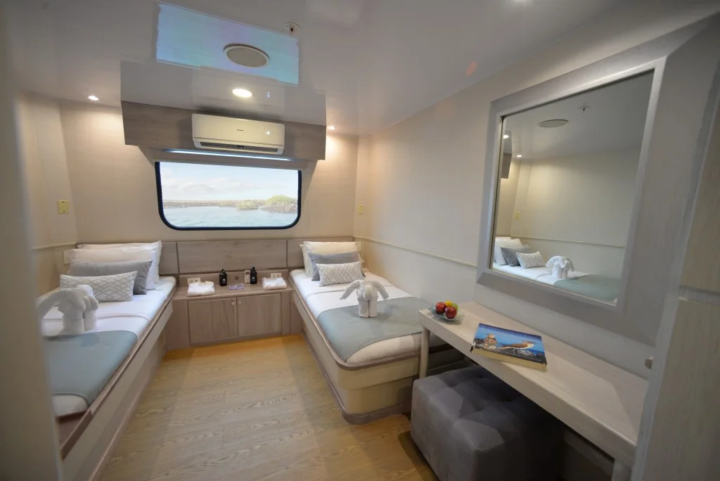 Twin cabin